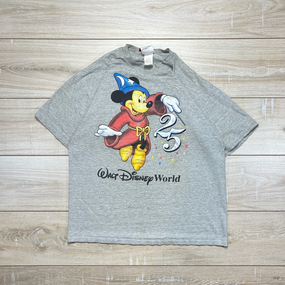 Vintage 90s Mickey Mouse Wizard Disney Graphic tee | Size L